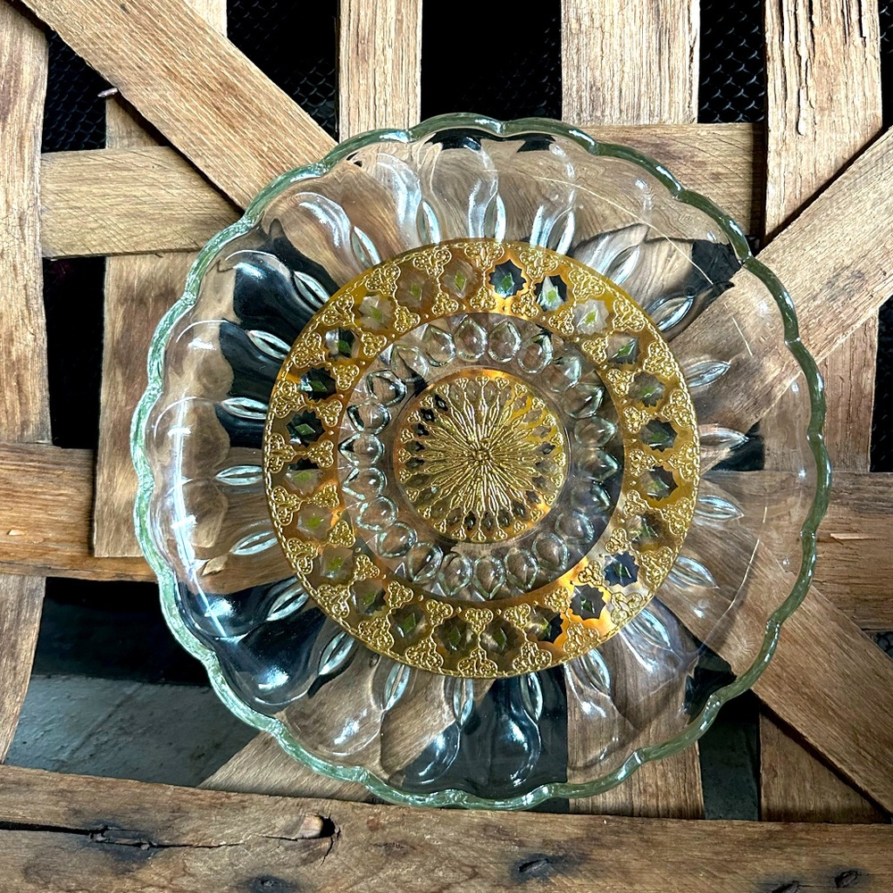 Culver Valencia Gold Accent 10” Glass Serving Plate (#49)
